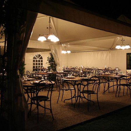 Hotel Marini Сасари Екстериор снимка