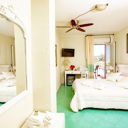Hotel Marini Сасари Екстериор снимка