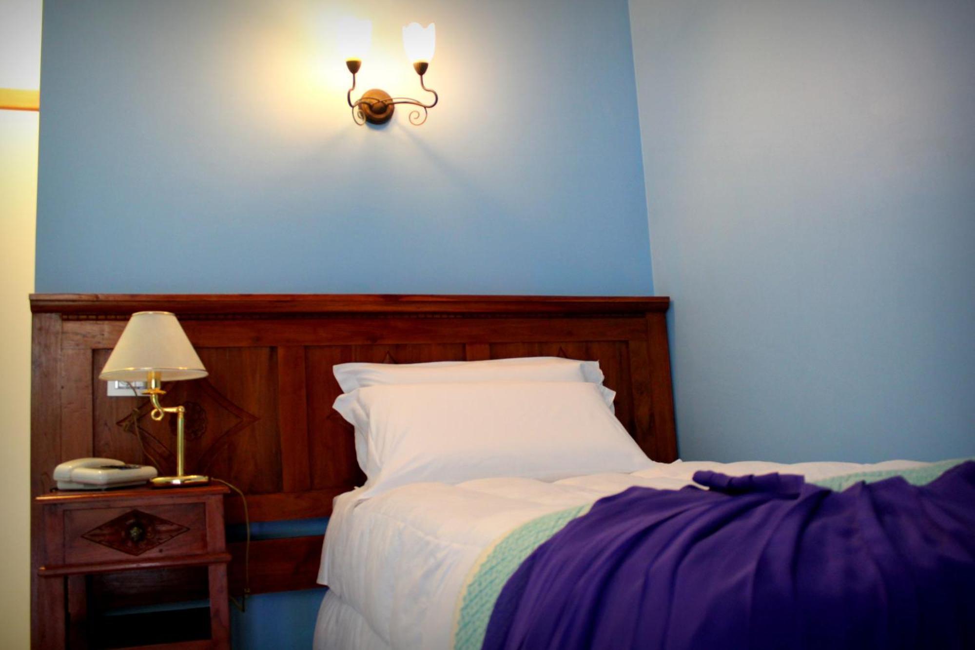 Hotel Marini Сасари Стая снимка